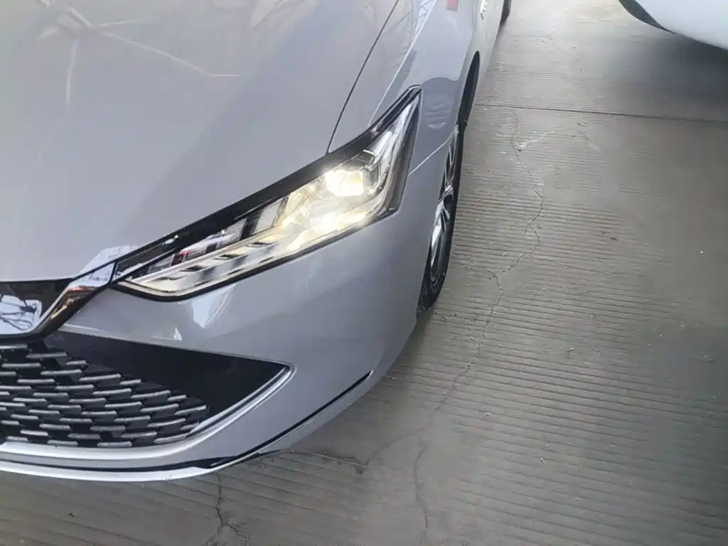 BYD Qin PLUS 2022 — фото 18