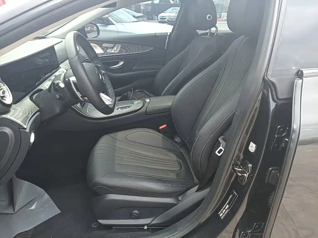 Mercedes-Benz CLS 2020 — фото 15