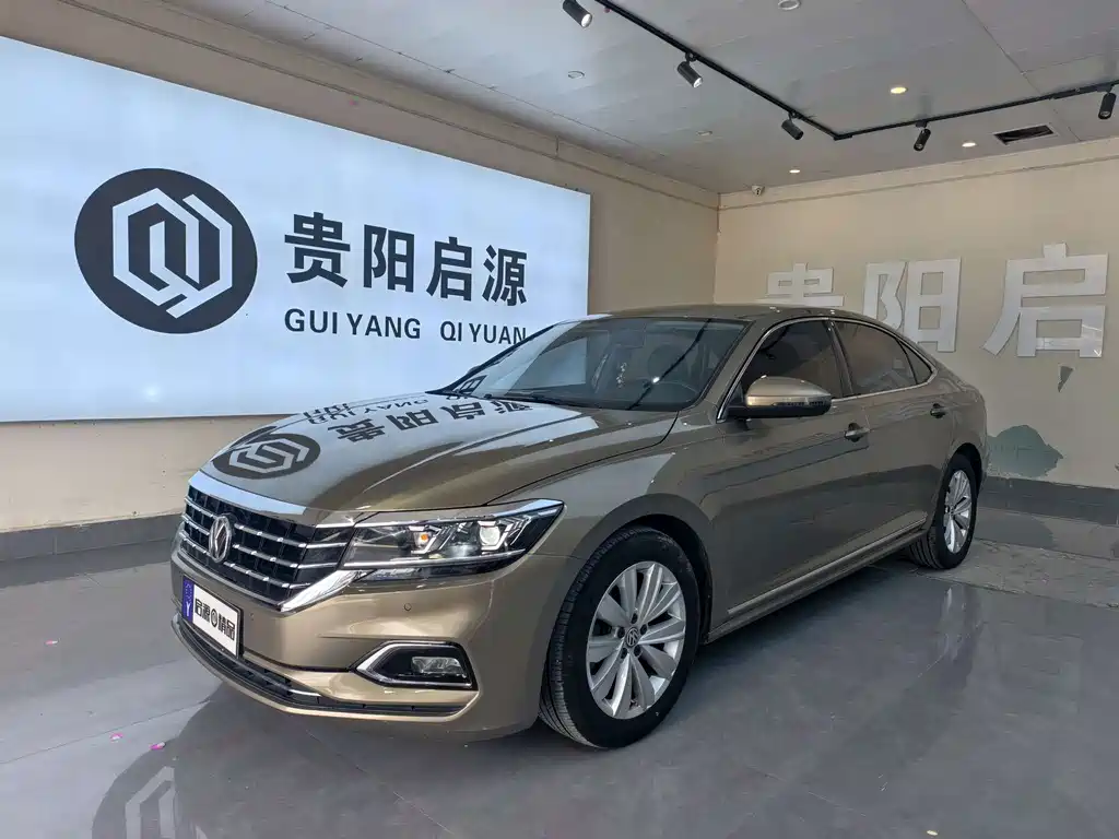 Volkswagen Passat 2019 — фото 1