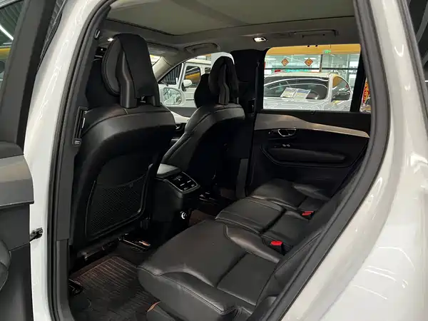 Volvo XC90 2018