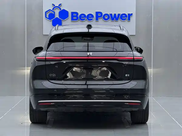 NIO ES6 2025