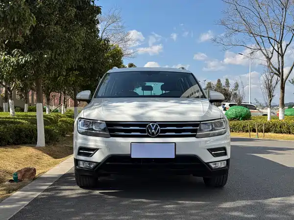 Volkswagen Tiguan L 2021