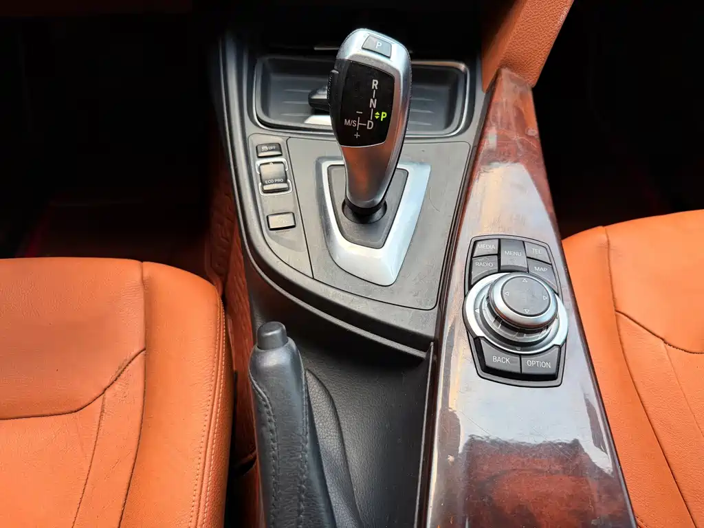 BMW 3 Series 2013 — фото 19