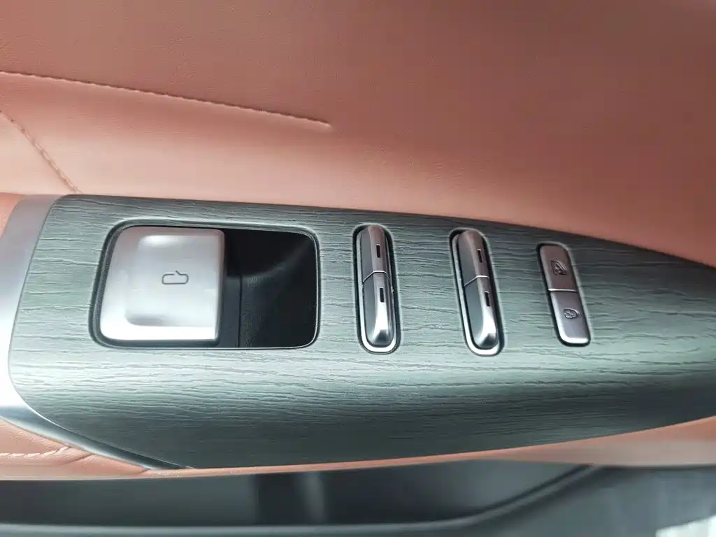 Changan CS75PLUS 2025 — фото 10