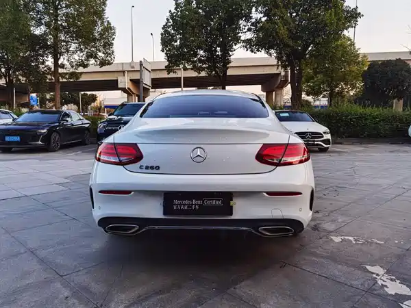 Mercedes-Benz C-Class 2021