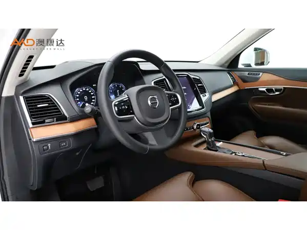 Volvo XC90 2019