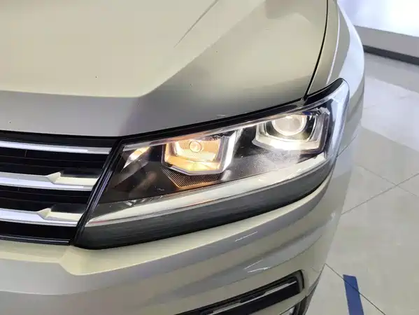 Volkswagen Tiguan L 2021