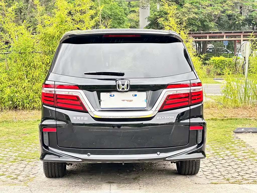 Honda Elysion 2019 — фото 17