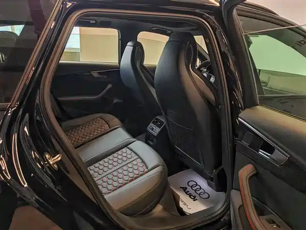 Audi RS 4 2023