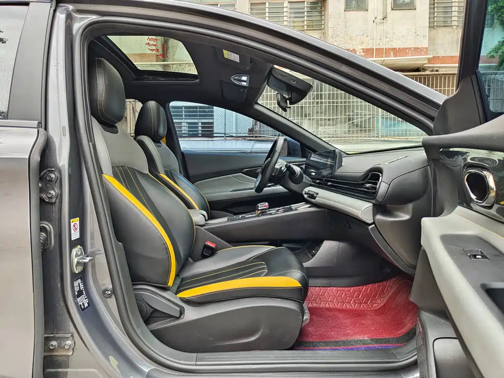 GAC Trumpchi Empow 2022 — фото 10