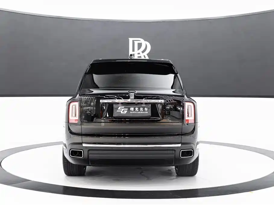 Rolls-Royce Cullinan 2024 — фото 5