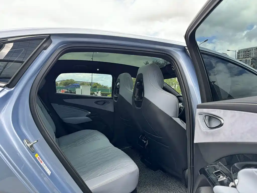 BYD Seal 2023 — фото 11