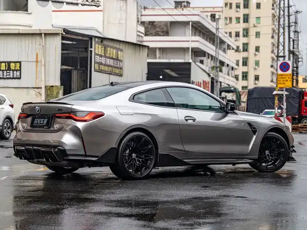 BMW M4 2024