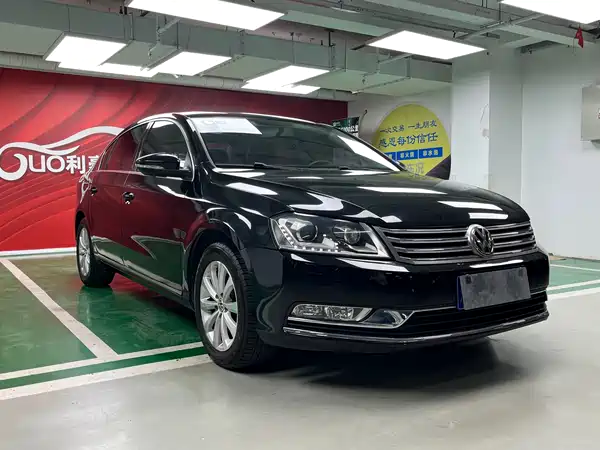 Volkswagen Magotan 2016