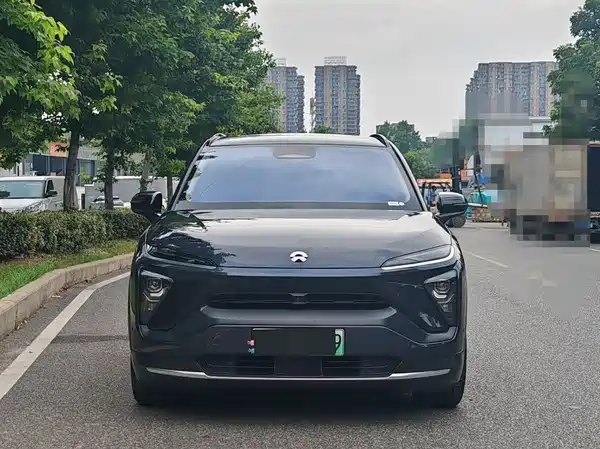NIO ES6 2020
