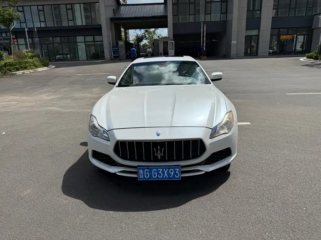 Maserati Quattroporte 2016 — фото 1
