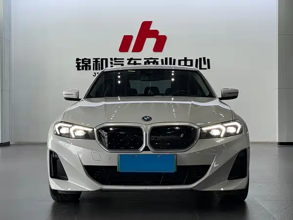 BMW i3 2024