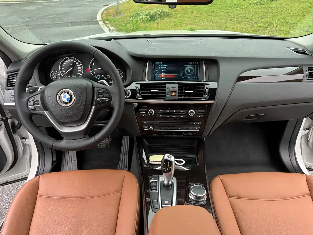 BMW X4 2016 — фото 12