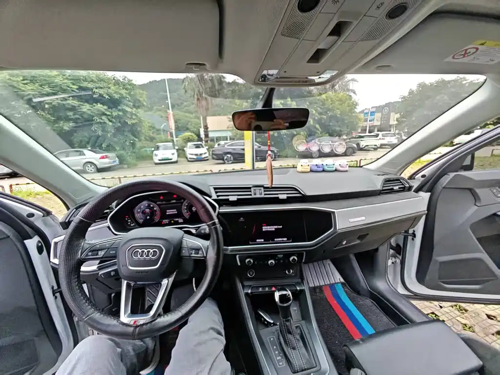 Audi Q3 Sportback 2022 — фото 9