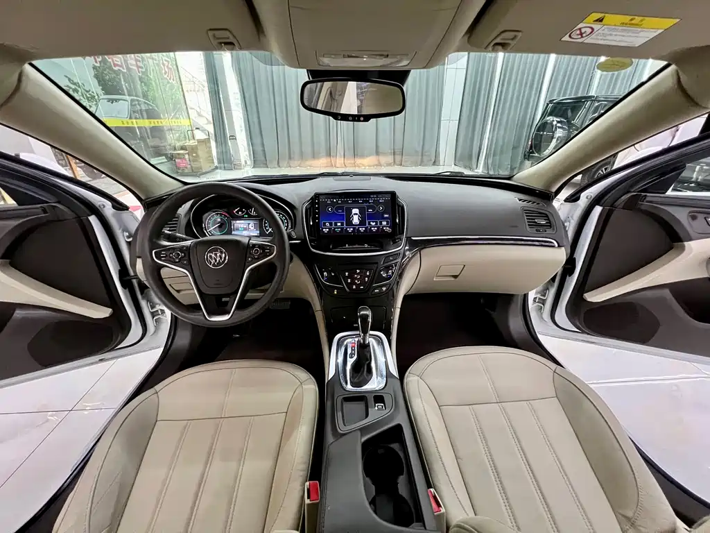 Buick Regal 2016 — фото 16
