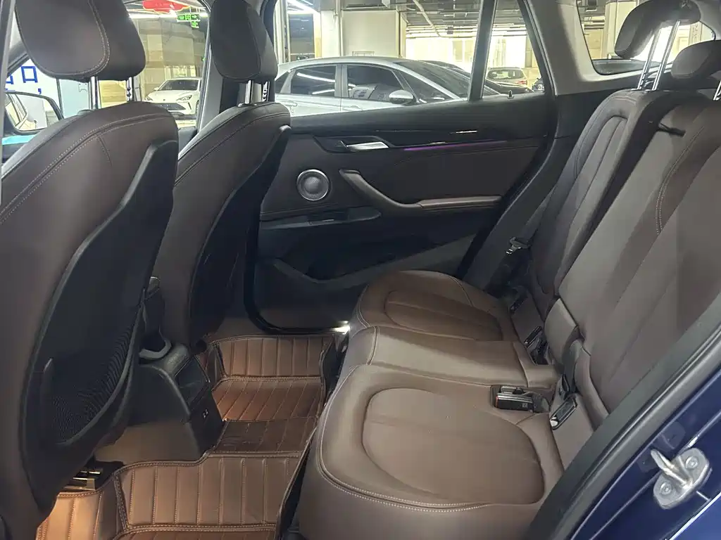 BMW X1 2022 — фото 11