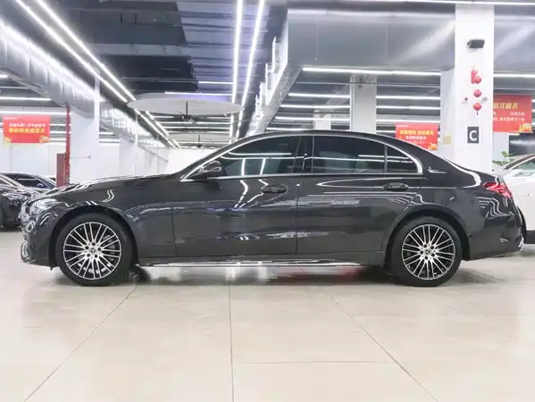 Mercedes-Benz C-Class 2023