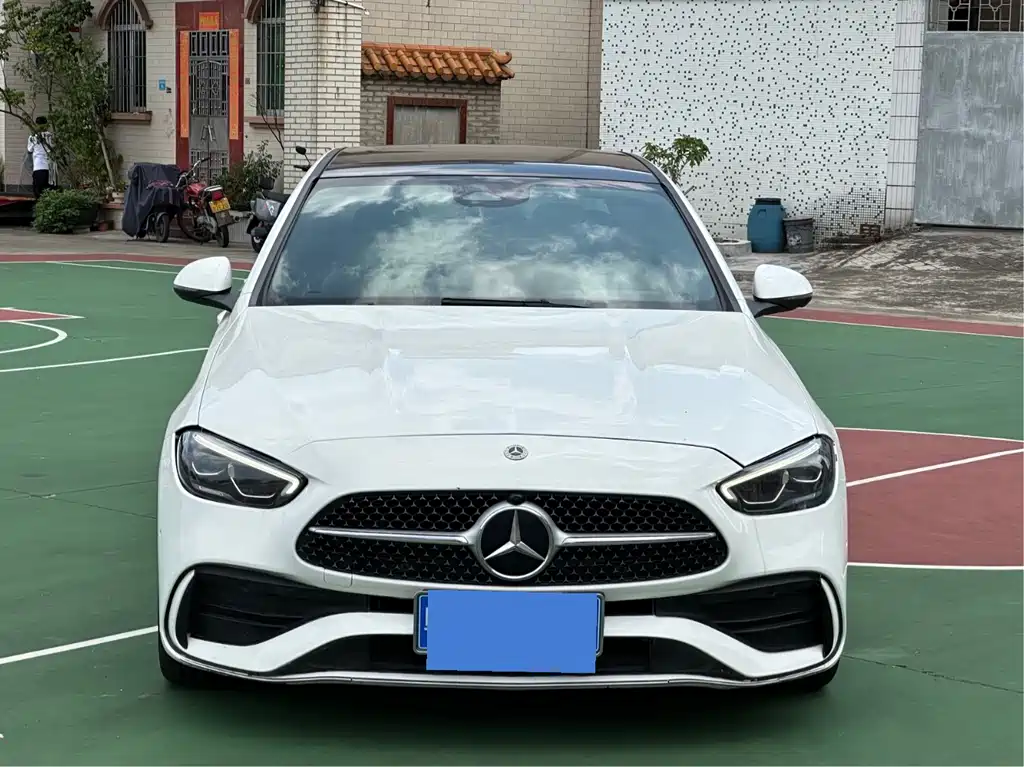 Mercedes-Benz C-Class 2022 — фото 2