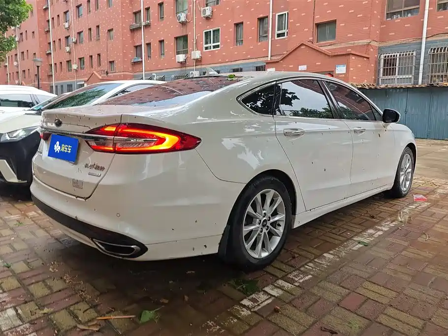 Ford Mondeo 2017 — фото 3