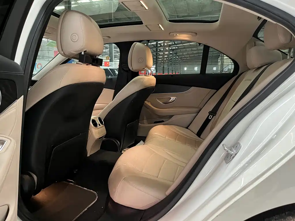 Mercedes-Benz C-Class 2015 — фото 12