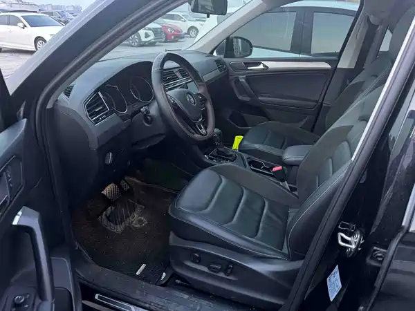 Volkswagen Tiguan L 2020