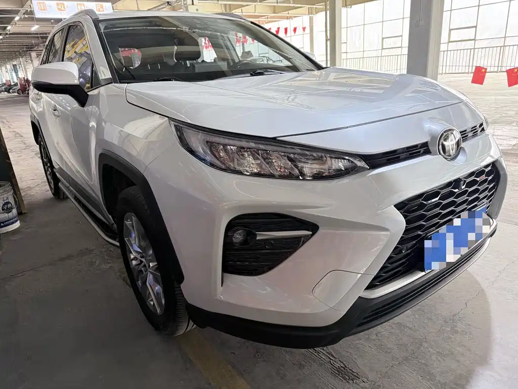 Toyota Wildlander 2023 — фото 2
