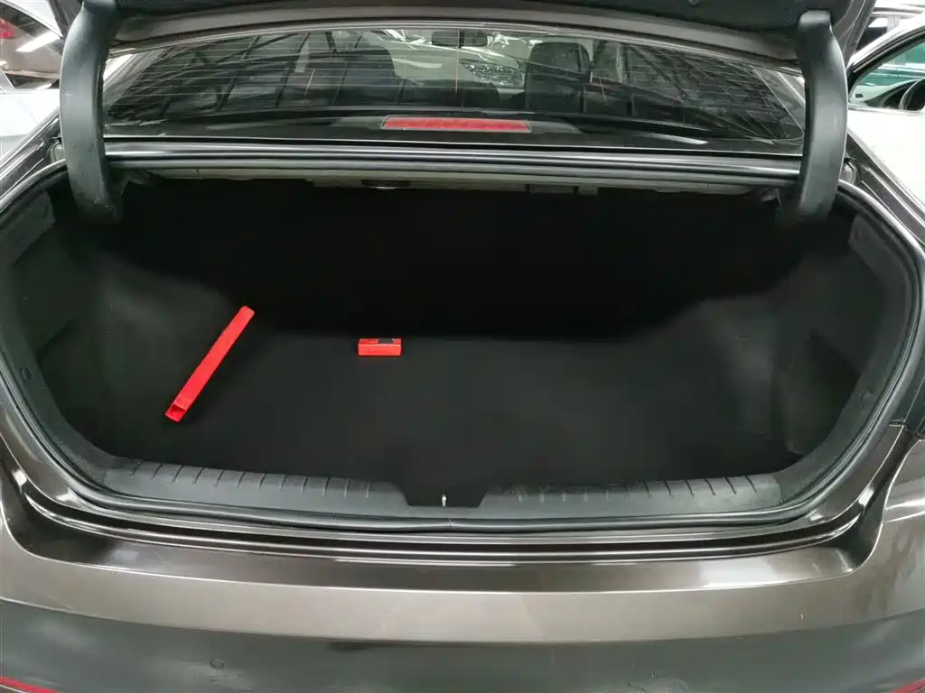 Hyundai Sonata 2015 — фото 19