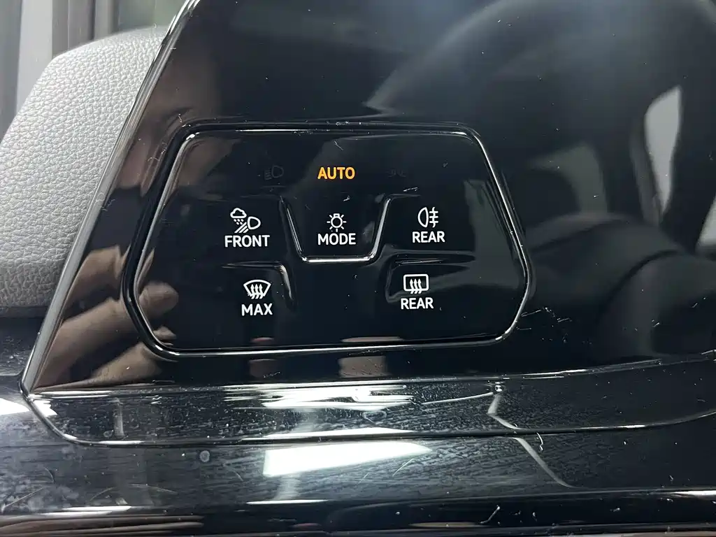 Volkswagen Golf 2023