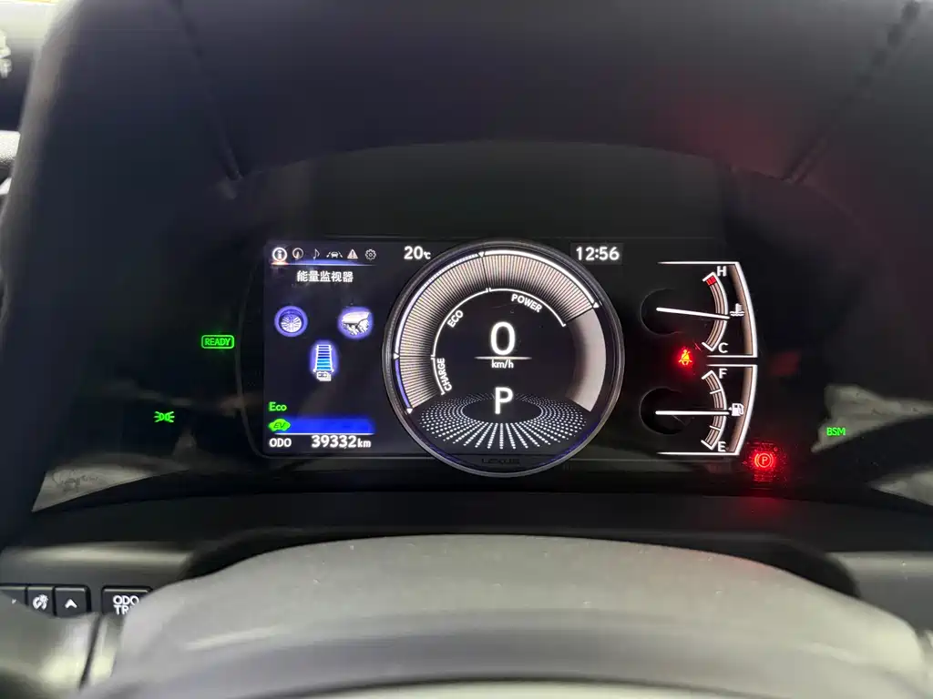 Lexus ES 2019 — фото 17