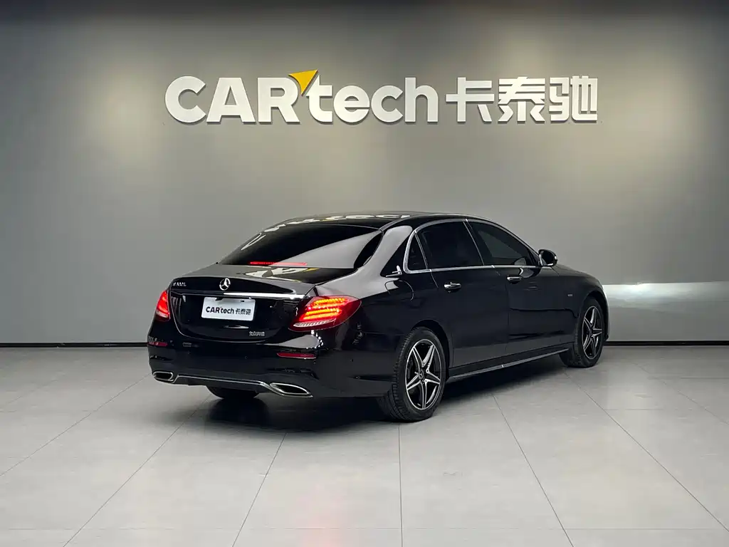 Mercedes-Benz E-Class 2020 — фото 4