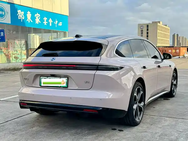 NIO ET5T 2025