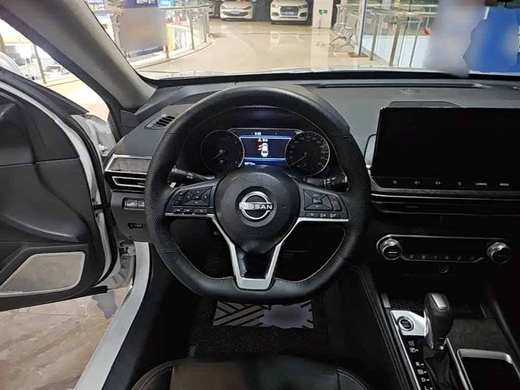 Nissan Teana 2024 — фото 11