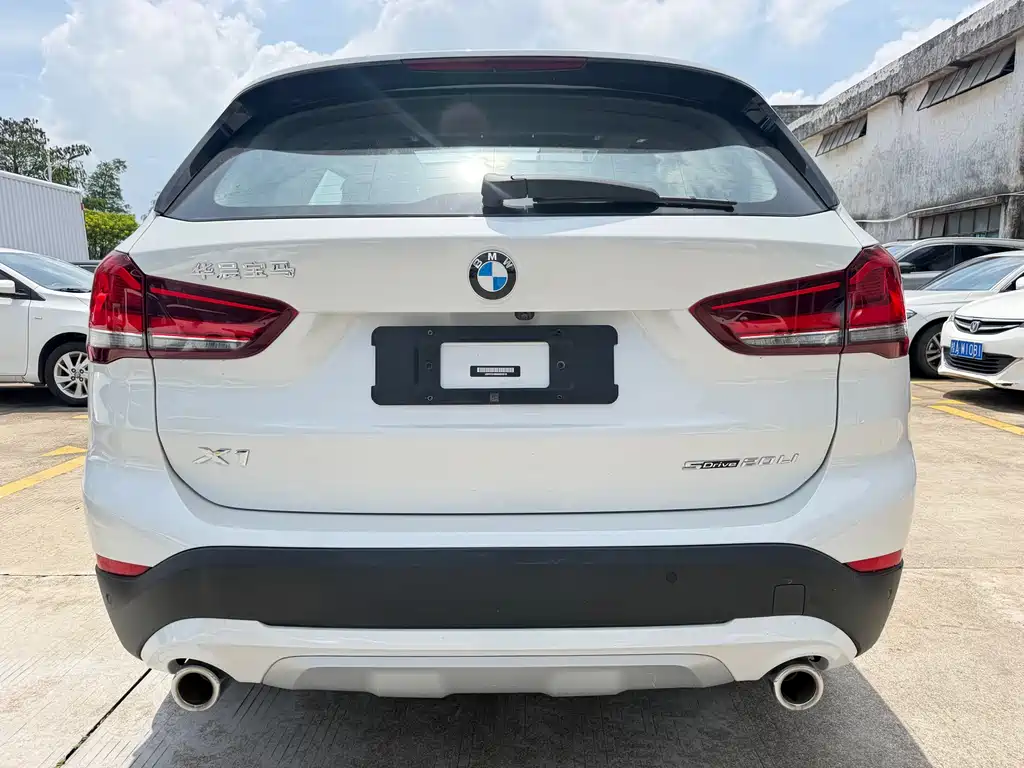 BMW X1 2022 — фото 5