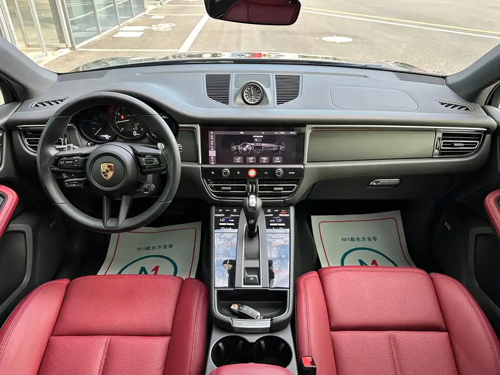 Porsche Macan 2023 — фото 14