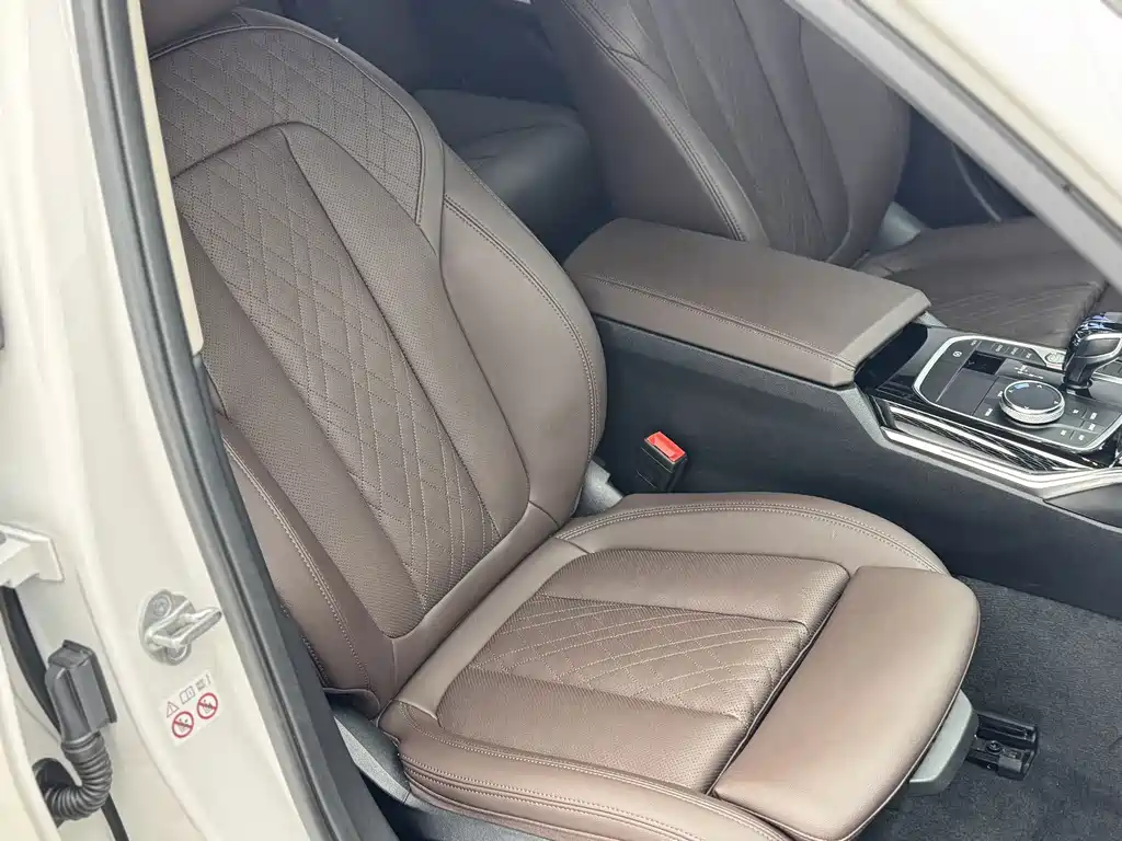 BMW i3 2023 — фото 15