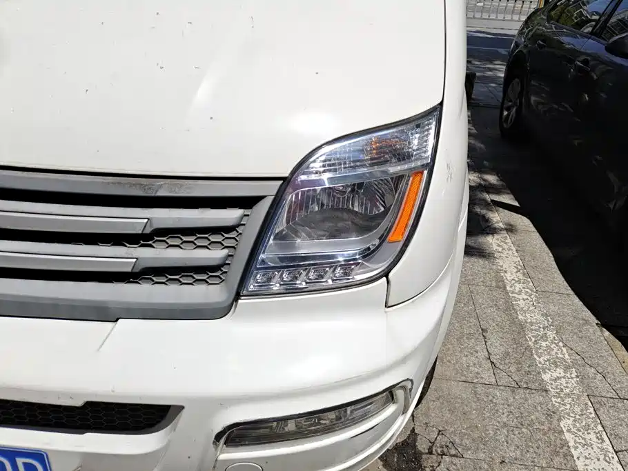 Maxus V80 2021