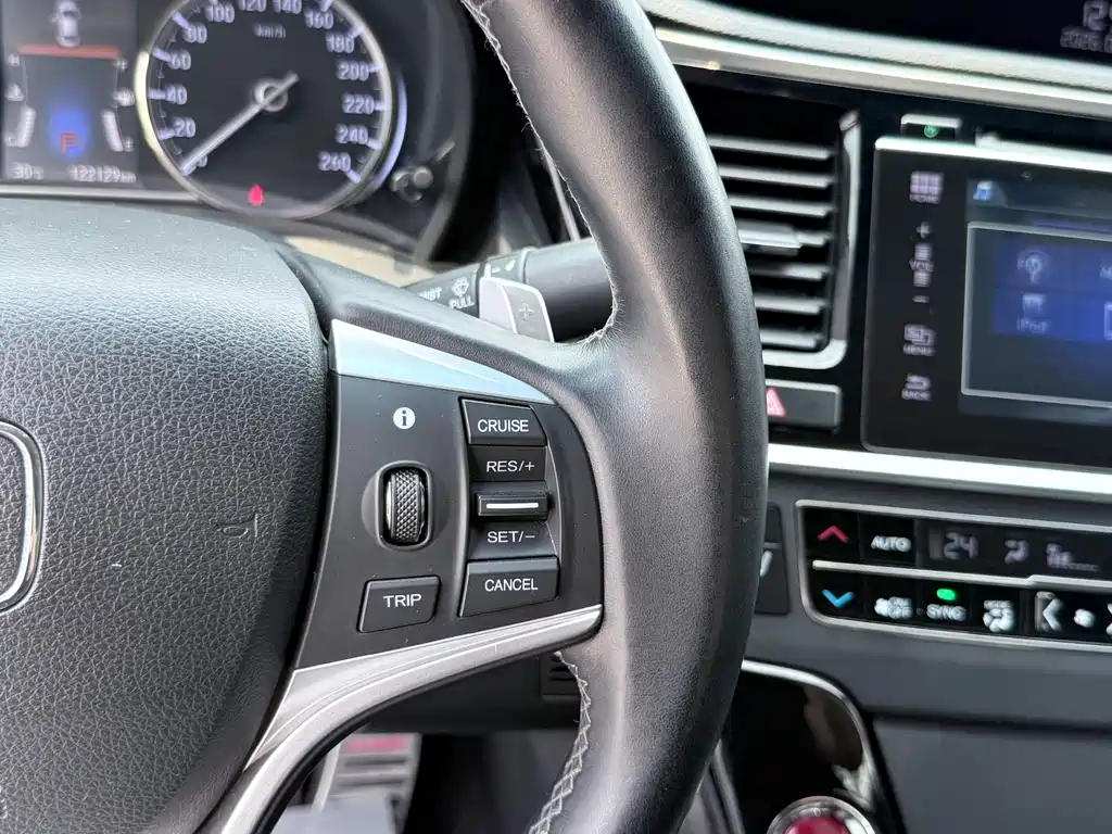 Honda Spirior 2016 — фото 20