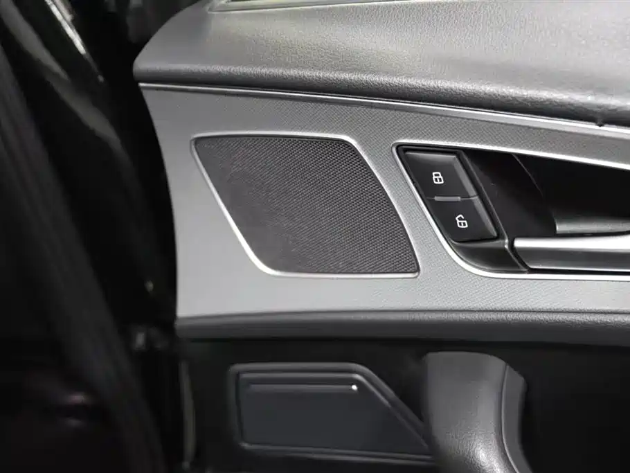 Audi A6L 2016 — фото 12