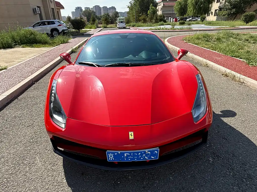 Ferrari 488 2016 — фото 1