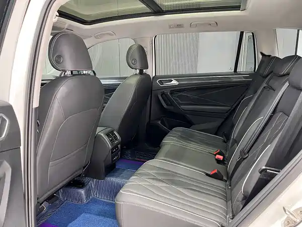 Volkswagen Tiguan L 2021