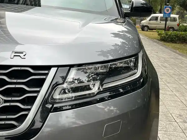 Land Rover Range Rover Velar 2020