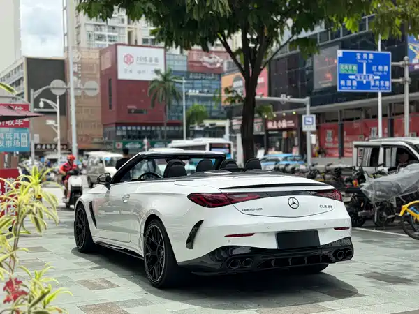 Mercedes-Benz CLE AMG 2025