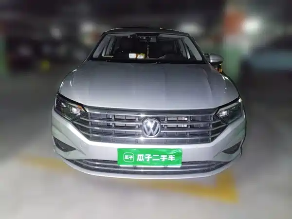 Volkswagen Sagitar 2020