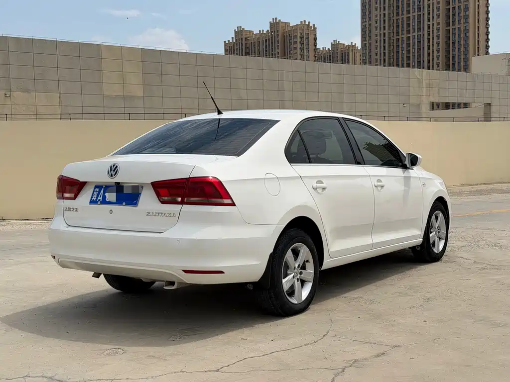 Volkswagen Santana 2014