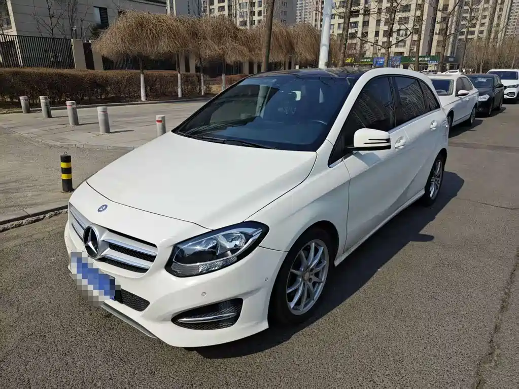 Mercedes-Benz B-Class 2016 — фото 2